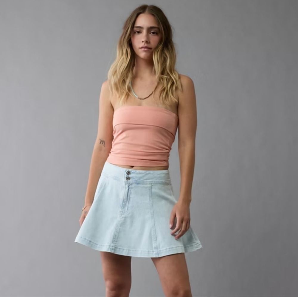 Like New - AE Light Wash A-line  High Rise Mini Skirt - 10L